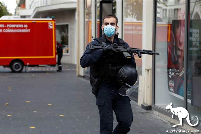 France threatened to kill three women beheaded, the Australian Prime Minister angrily denounced '#1'