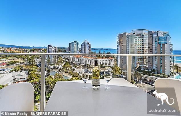 Keynes unemployment rate hit a new low, 350000 can buy waterscape houses