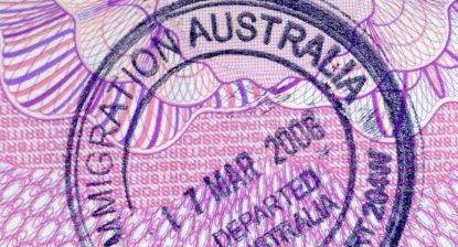 Australian immigration authorities crack down on 'fake identity'! Someone was driven out of the country directly by deprive Australian nationality.