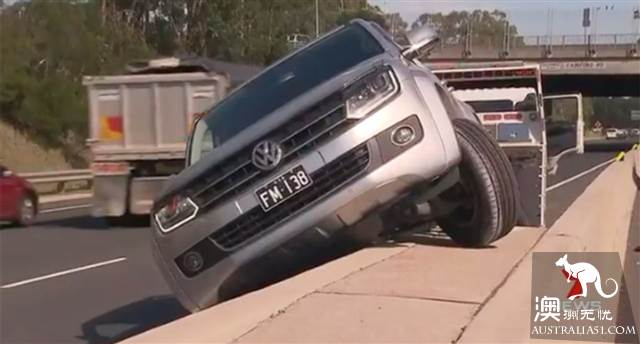 Sydney driver is retrograde for 13 kilometers at high speed, only to escape the road fare.