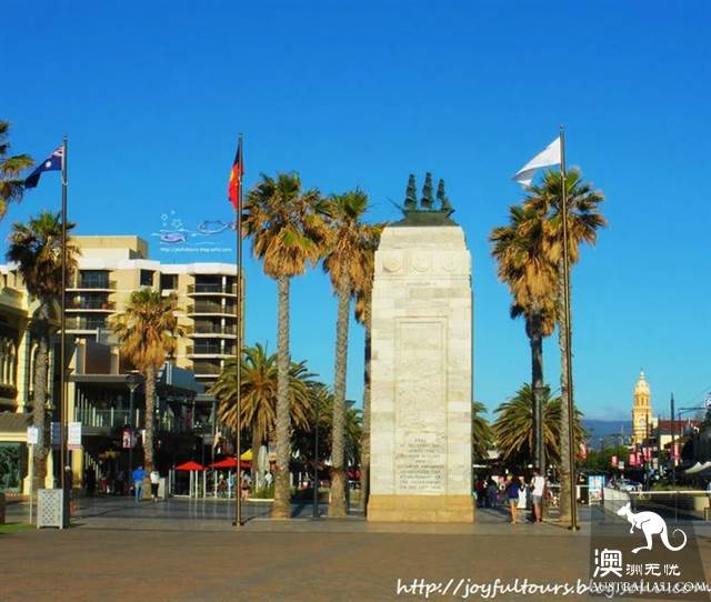 Adelaide, Australia, Super famous Glenelg Beach