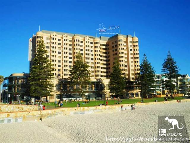 Adelaide, Australia, Super famous Glenelg Beach