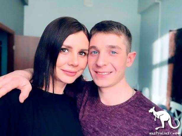 It's a mess! A 35-year-old female Internet celebrity and a 15-year-old stepchild registered marry, netizens do not want to bless