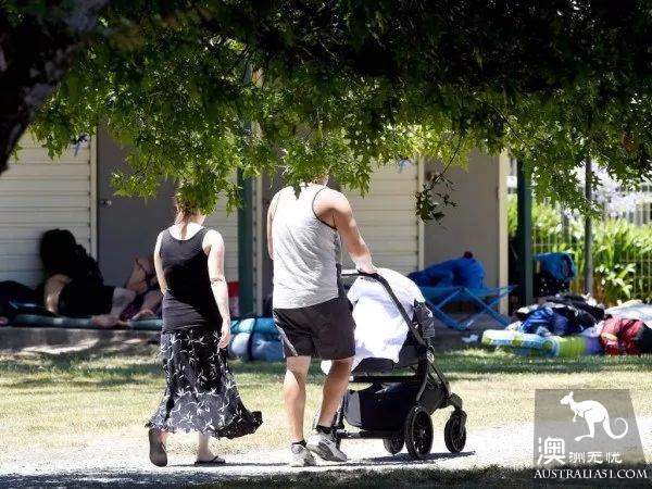 Melbourne homeless junkies 'camped out' outside the public toilet! The local women and children were frightened.