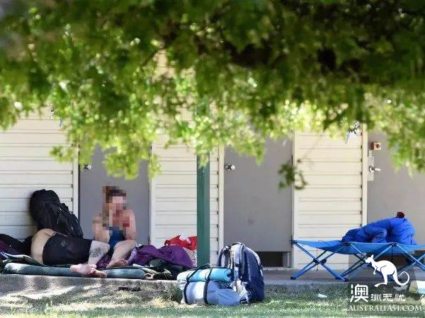 Melbourne homeless junkies 'camped out' outside the public toilet! The local women and children were frightened.