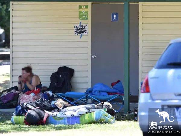 Melbourne homeless junkies 'camped out' outside the public toilet! The local women and children were frightened.