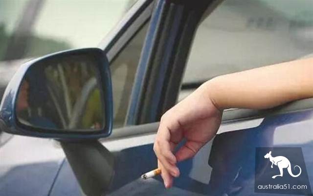Look out for the old Australian driver! If you throw cigarette butts by car, you will be fined a lot of money.