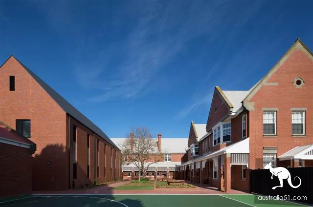 000 a year! A private school in Victoria charges the most expensive in Australia! Full report of 29 most expensive private schools in Australia