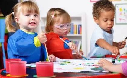 'expensive and bad food!' Chinese aunt diss Australian Kindergarten, she was all right! The 'dirty' kindergarten, so that all the children are 'wild' to fly up