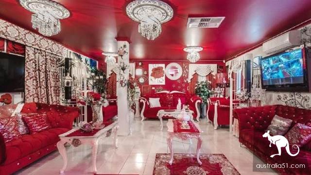 A Discussion on the 'Barbie Dream House' in Melbourne
