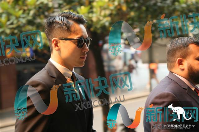 Gao Yunxiang Case D27: Gao Yunxiang Hand-turning Pearl into Court