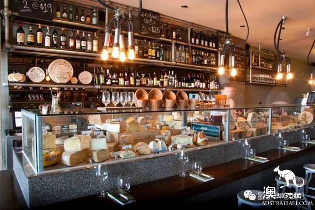 Melbourne Saint Kitts (St Kilda) the strongest food and drink fun introduction