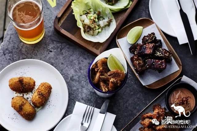 Melbourne Saint Kitts (St Kilda) the strongest food and drink fun introduction