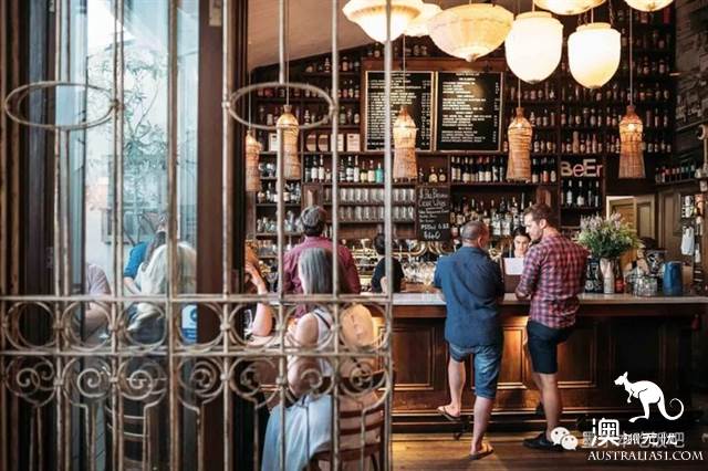 Melbourne Saint Kitts (St Kilda) the strongest food and drink fun introduction
