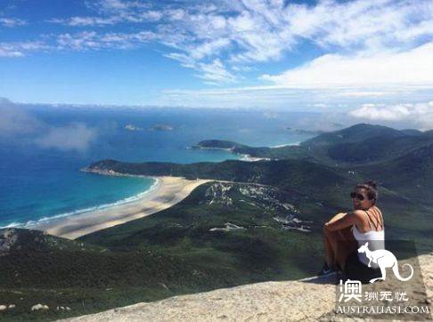 The fire in Wilsons Prom is out of control at Victoria's famous scenic spot! 3000 tourists are evacuating urgently! International Labour Day is not open during the holiday.
