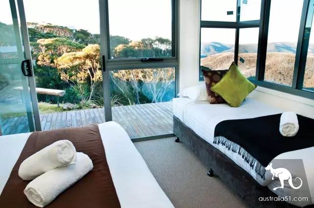 Melbourne around the snowy mountains play a great introduction, ready to work snowy mountains to evaluate food and beverage accommodation! After reading this, you're a good skier.