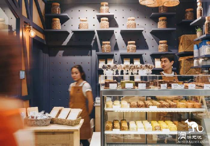 South Melbourne Market, summer night market starts again! Seafood foodie's favorite art bazaa