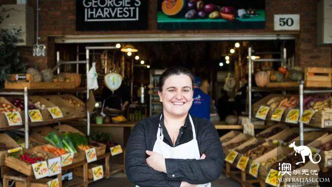 South Melbourne Market, summer night market starts again! Seafood foodie's favorite art bazaa