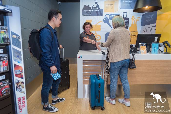 About luggage, Melbourne baggage check-in.