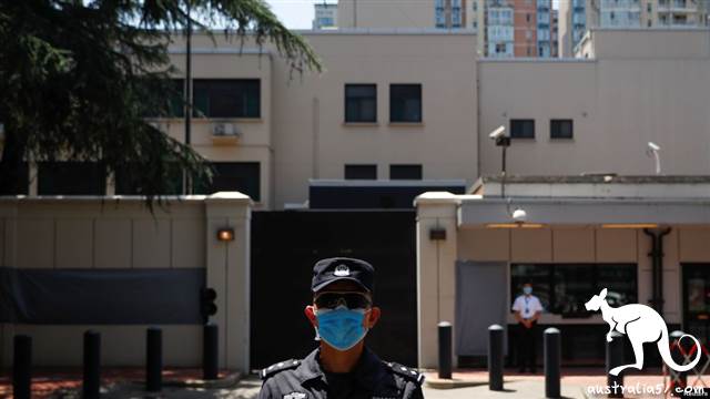 [E764A5F6-6869-18E3-5A44-80B8FE68E521]