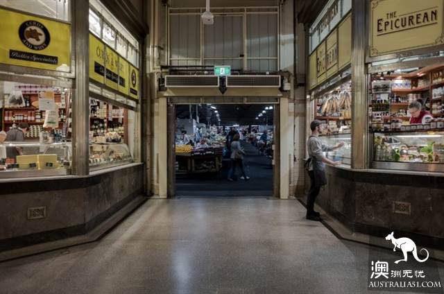 Melbourne Queen Victoria Market Spring Night Market, presented with gourmet fun introduction