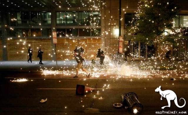The death of Freud led to the intensification of American demonstration, The British Broadcasting Corporation journalist the Washington night