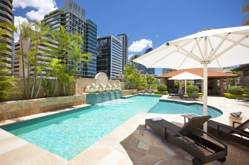 布里斯班西码头酒店（Quay West Suites Brisbane）