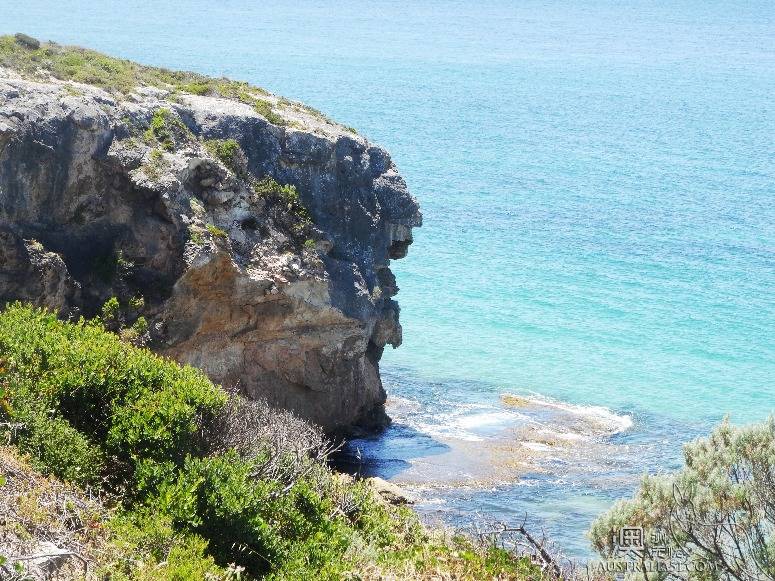 The old driver's self-driving strategy in south Australia's York peninsula