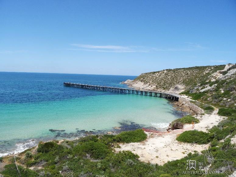 The old driver's self-driving strategy in south Australia's York peninsula