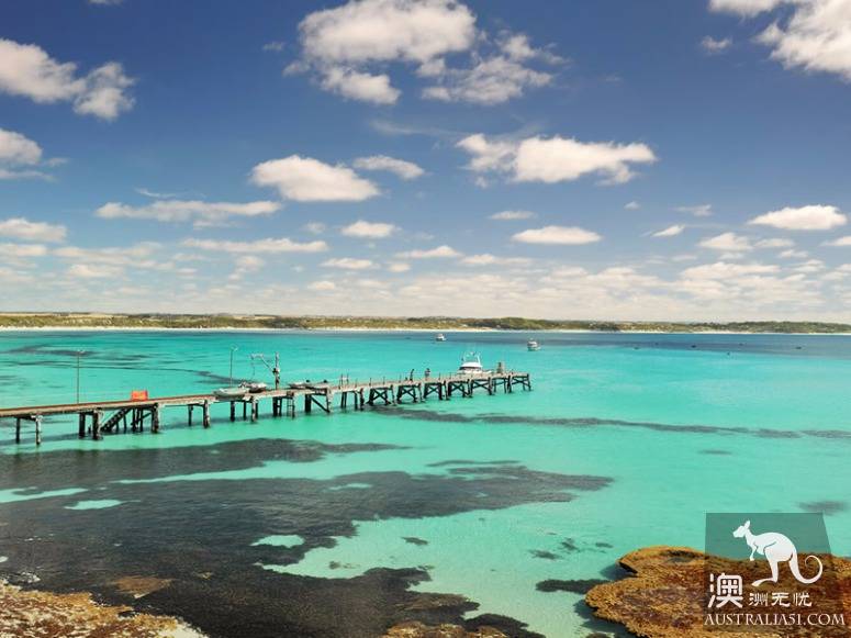 A self-driving strategy for old drivers on kangaroo island in south Australia