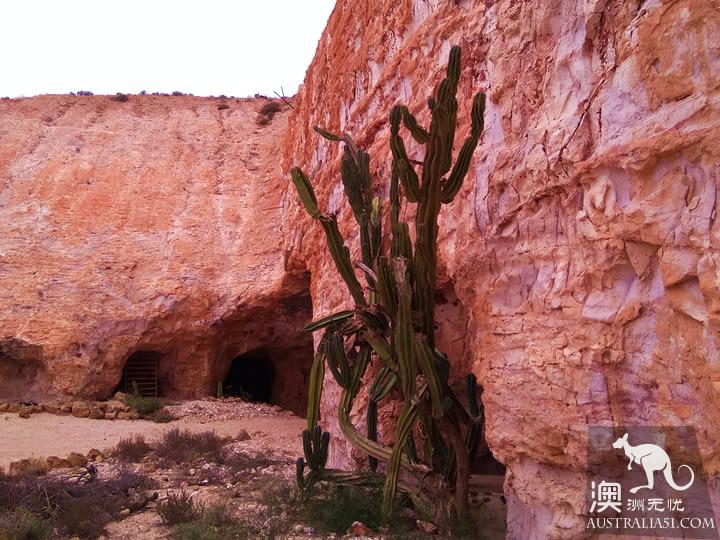 Underground city Kuberpedi (Coober Pedy) 3-day treasure hunt