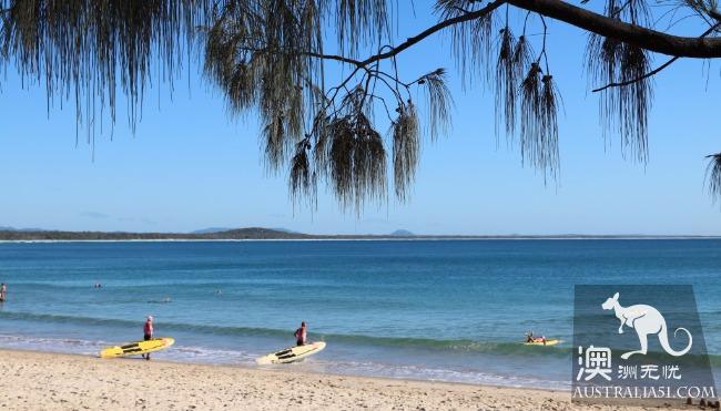 In 2017, Australia's five most beautiful beaches, White Paradise Beach, View Pacific Holiday Apartments, Nusa main Beach and Manley Beach were on the list.