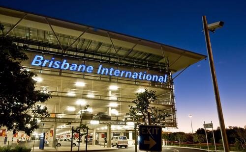 How many airports are there in Brisbane? How far is it to downtown? Brisbane airport shuttle traffic introduction