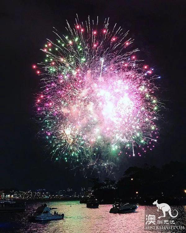 Sydney fireworks exploded at 9: 00! Thousands evacuate! Zero rainbow fireworks shock the world! Australian Chinese play mahjong to take the lead in the New year's New year! Take a look at the atlas first!
