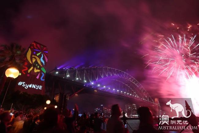 Sydney fireworks exploded at 9: 00! Thousands evacuate! Zero rainbow fireworks shock the world! Australian Chinese play mahjong to take the lead in the New year's New year! Take a look at the atlas first!
