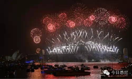 Sydney fireworks exploded at 9: 00! Thousands evacuate! Zero rainbow fireworks shock the world! Australian Chinese play mahjong to take the lead in the New year's New year! Take a look at the atlas first!