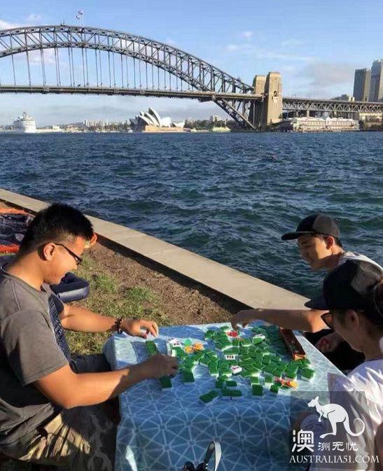 Sydney fireworks exploded at 9: 00! Thousands evacuate! Zero rainbow fireworks shock the world! Australian Chinese play mahjong to take the lead in the New year's New year! Take a look at the atlas first!