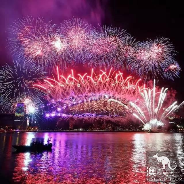 Sydney fireworks exploded at 9: 00! Thousands evacuate! Zero rainbow fireworks shock the world! Australian Chinese play mahjong to take the lead in the New year's New year! Take a look at the atlas first!