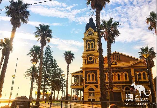 Adelaide: a city that can travel in 20 minutes but never gets tired of it