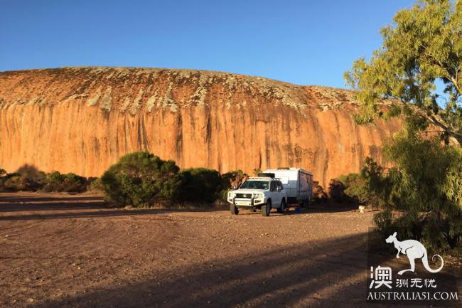 The rare Universal Pure Land in (Eyre Peninsula), El Peninsula
