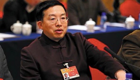 The two associations have held heated discussions on the protection of the rights and interests of overseas Chinese and overseas Chinese.