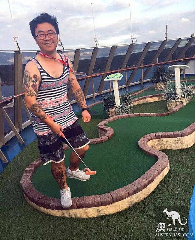It was treated as an outcry, and the Sydney Chinese man, P&C, claimed 100,000.