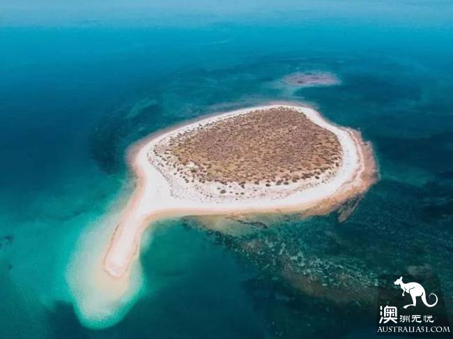 Australia's 9 most stunning minority islands, while there is no fire to hide!