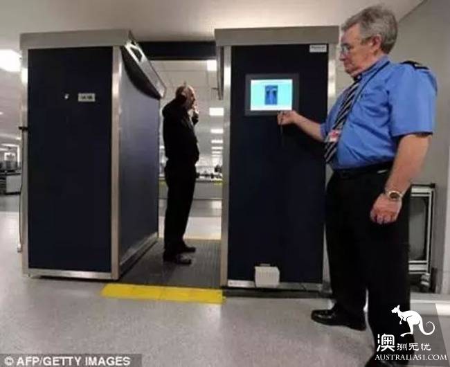 The strongest security check is coming! It takes three hours to get to the airport by plane!