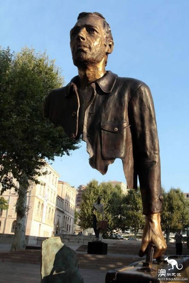 How many of the 20 most interesting sculptures in the world have you seen?