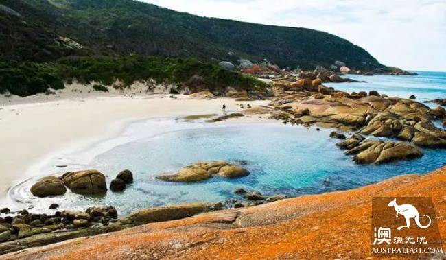 Australia's 9 most stunning minority islands, while there is no fire to hide!