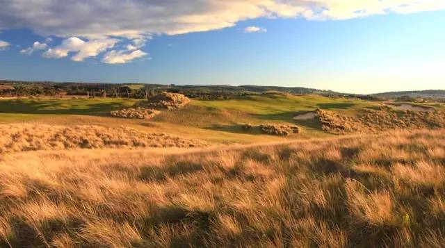 No. 1 public stadium in Australia: Bampogoo dunes Barnbougle Dunes Golf