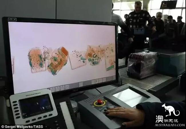 The strongest security check is coming! It takes three hours to get to the airport by plane!