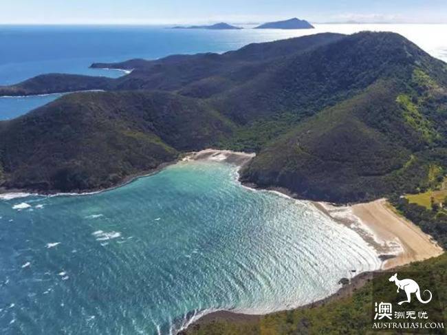 Australia's 9 most stunning minority islands, while there is no fire to hide!