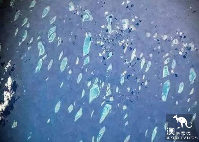 Aerial photo of Australia? This group of God's vision of Australia, is the real shock.